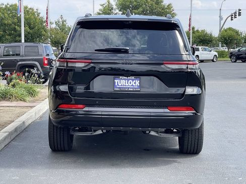 New 2026 Jeep Grand Cherokee Limited AWD/4WD image 8