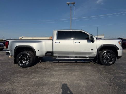 Used 2021 GMC Sierra 3500 Denali w/ Denali Ultimate Package AWD/4WD image 5