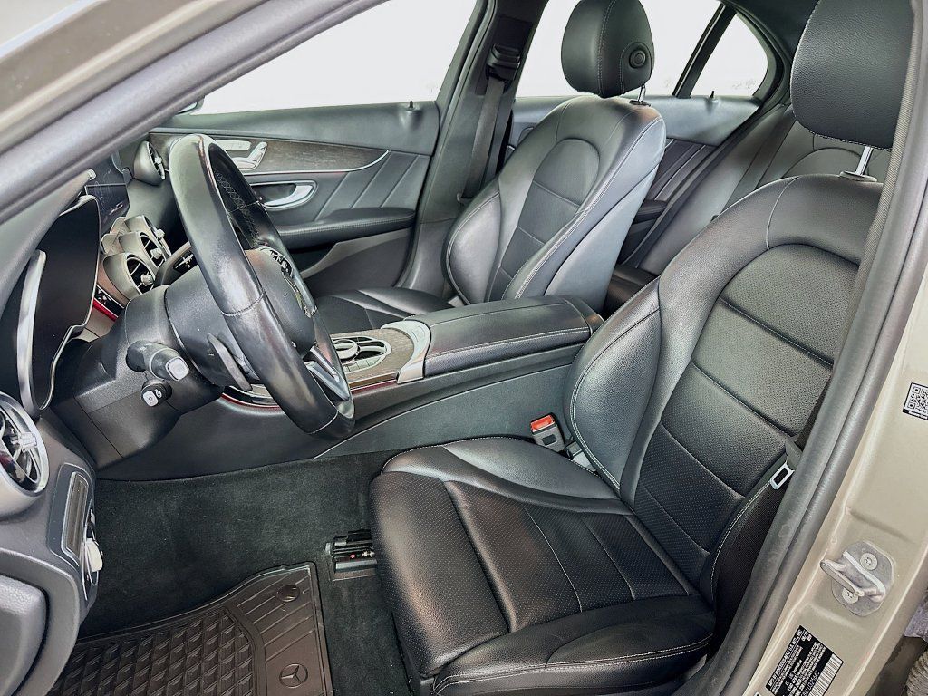 Used 2020 Mercedes-Benz C 300 4MATIC Sedan image 8