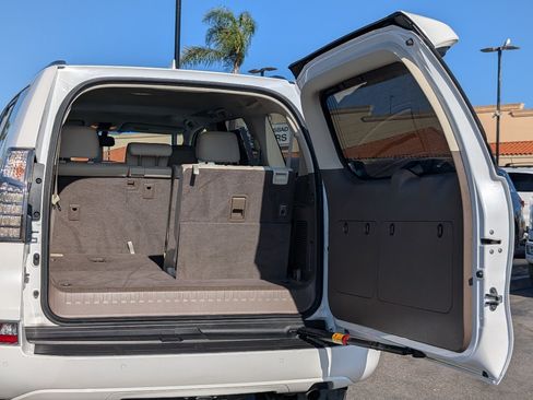 Used 2019 Lexus GX 460 Premium w/ Premium Package AWD/4WD image 10