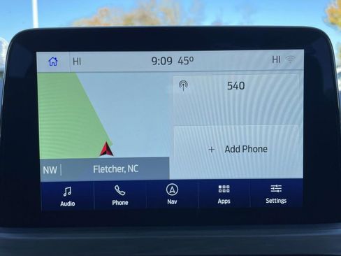 Used 2020 Ford Escape Titanium image 16