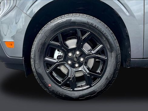 New 2026 Ford Maverick Lariat w/ Black Appearance Package image 13