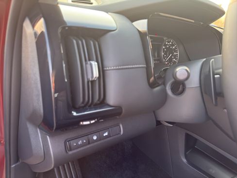 New 2026 Nissan Pathfinder SV AWD/4WD image 14