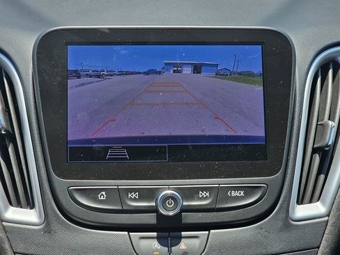 Used 2024 Chevrolet Malibu LT image 36