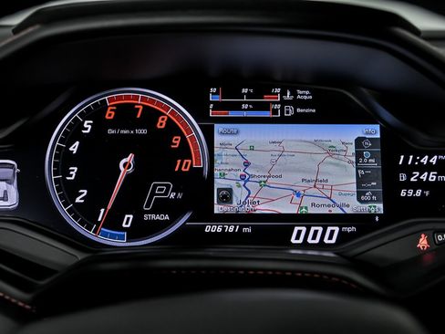 Used 2019 Lamborghini Huracan LP 580-2 image 34