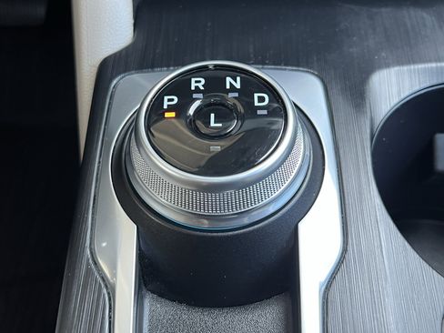 Used 2022 Ford Escape SEL image 26