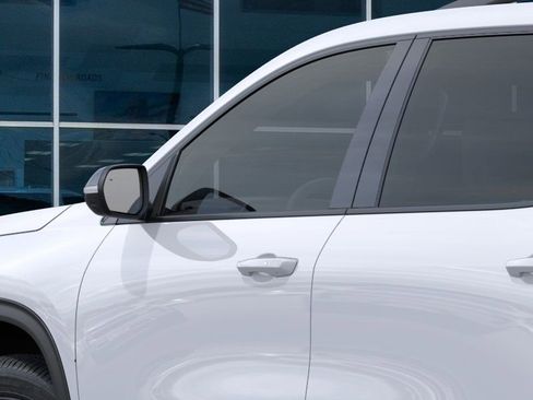 New 2026 Chevrolet Traverse LT FWD image 12