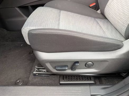 Used 2023 Nissan Rogue SV AWD/4WD image 15