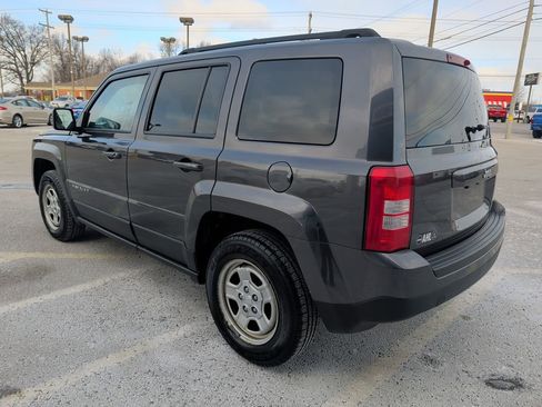 Used 2017 Jeep Patriot Sport w/ Power Value Group image 5
