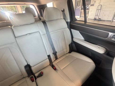 Used 2026 Hyundai Santa Fe SEL AWD/4WD image 39