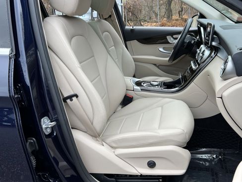 Certified 2019 Mercedes-Benz GLC 300 GLC 300 image 26