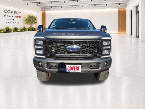Used 2024 Ford F250 Lariat w/ Lariat Ultimate Package AWD/4WD image 3
