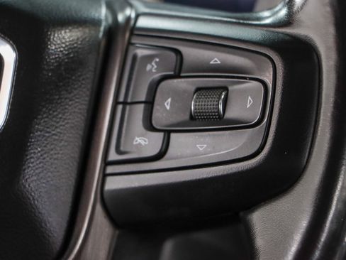 Used 2022 GMC Sierra 1500 AT4 w/ AT4 Premium Package image 16