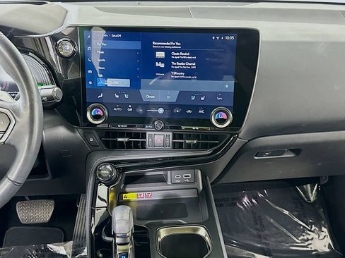 Used 2022 Lexus NX 350 AWD w/ Vision Package image 18