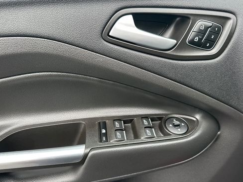 Certified 2017 Ford Escape Titanium AWD/4WD image 12
