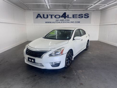 Used 2015 Nissan Altima 2.5 S image 1