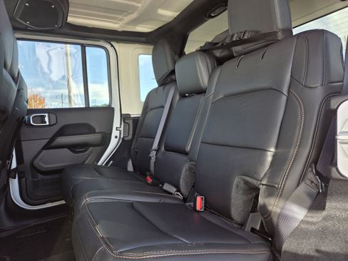 New 2026 Jeep Wrangler Unlimited Sahara image 17