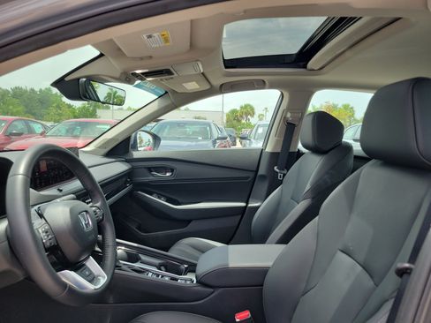 Used 2025 Honda Accord Touring image 21