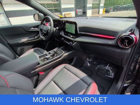 Used 2026 Chevrolet Equinox RS w/ Convenience Package III AWD/4WD image 30