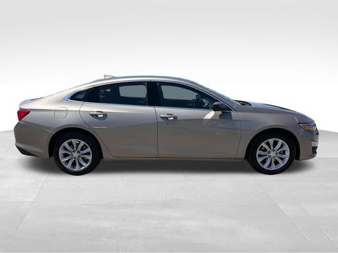 Used 2024 Chevrolet Malibu LT FWD image 8
