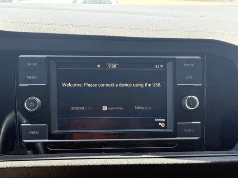 Used 2021 Volkswagen Jetta SE FWD image 9