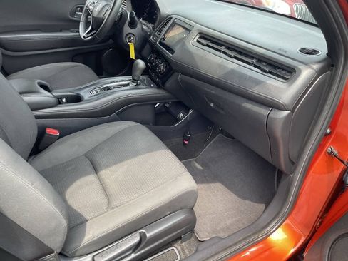 Used 2020 Honda HR-V Sport image 29