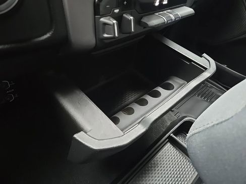 Used 2022 RAM 1500 Big Horn AWD/4WD image 65