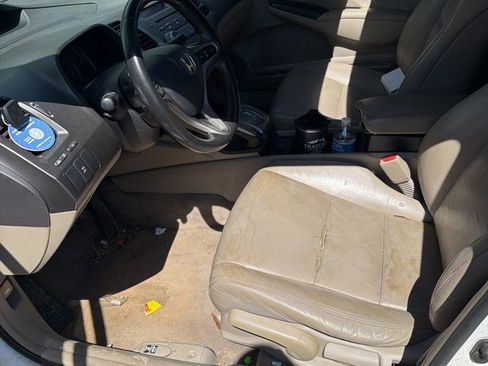 Used 2010 Honda Civic EX-L image 3