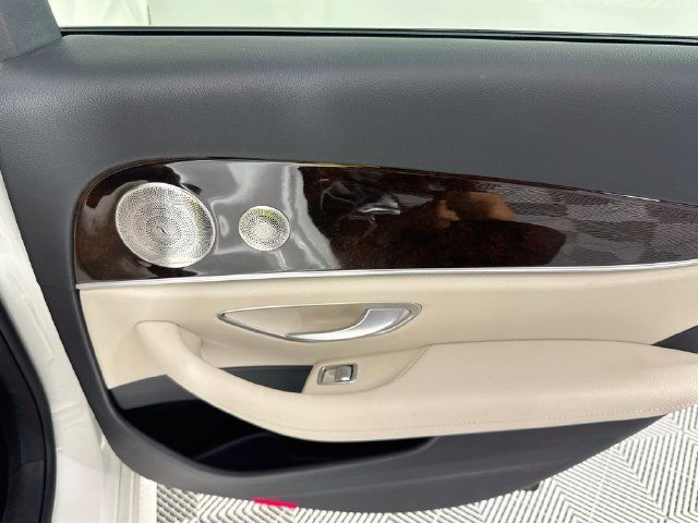 Used 2021 Mercedes-Benz E 350 Sedan image 24