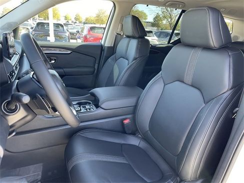 New 2025 Honda Pilot Touring image 25