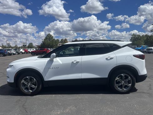 Used 2023 Chevrolet Blazer LT image 7