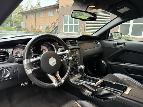 Used 2012 Ford Mustang GT Premium image 6