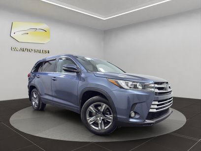 Used 2018 Toyota Highlander Limited Platinum
