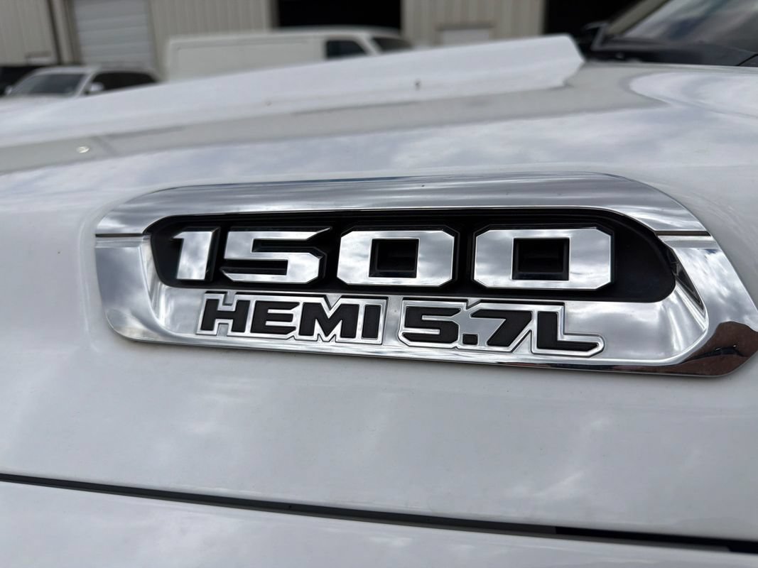 Used 2021 RAM 1500 Laramie AWD/4WD image 9