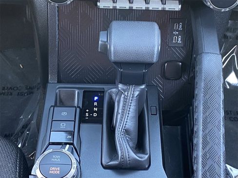 Certified 2025 Toyota 4Runner SR5 image 31