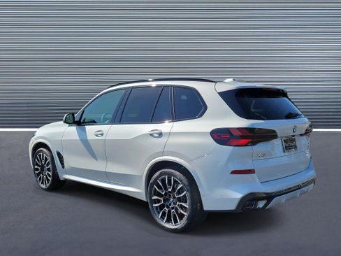 New 2026 BMW X5 sDrive40i w/ M Sport Package RWD image 4