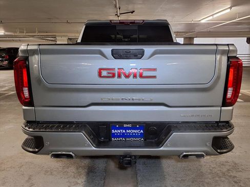 Used 2024 GMC Sierra 1500 Denali w/ Technology Package image 19