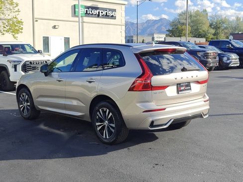 Used 2025 Volvo XC60 B5 Core image 5