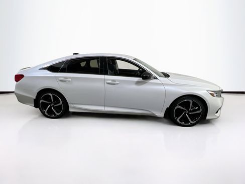Used 2022 Honda Accord Sport Special Edition image 4