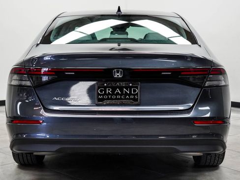 Used 2023 Honda Accord EX image 9
