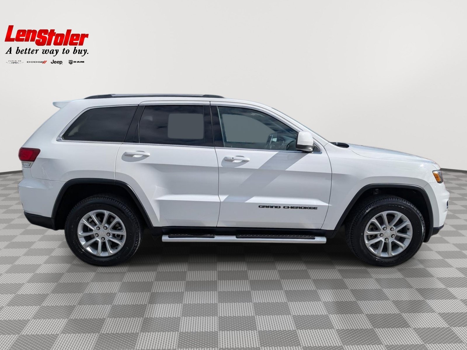Used 2021 Jeep Grand Cherokee Laredo AWD/4WD image 6