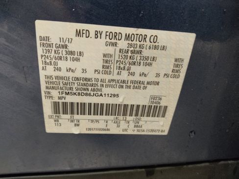 Used 2018 Ford Explorer XLT image 33