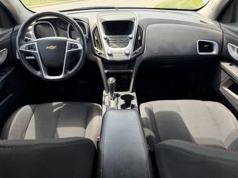 Used 2017 Chevrolet Equinox LT w/ Convenience Package FWD image 6