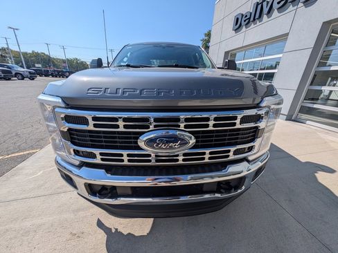 Used 2024 Ford F250 XLT image 10
