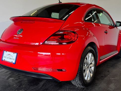 Used 2017 Volkswagen Beetle 1.8T Classic image 5