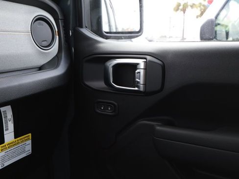 New 2026 Jeep Wrangler Willys AWD/4WD image 24