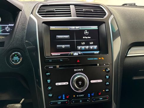 Used 2016 Ford Explorer Sport w/ Equipment Group 401A AWD/4WD image 16