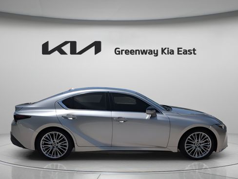 Used 2023 Lexus IS 300 w/ Premium Package RWD image 5