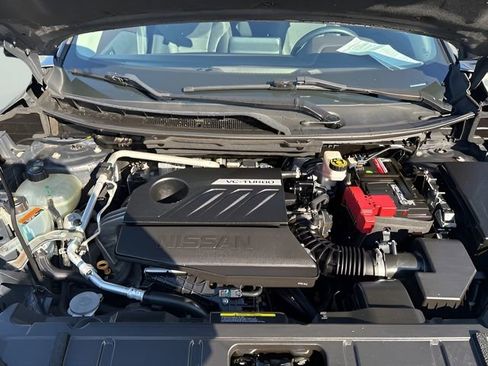 Used 2022 Nissan Rogue SV image 21