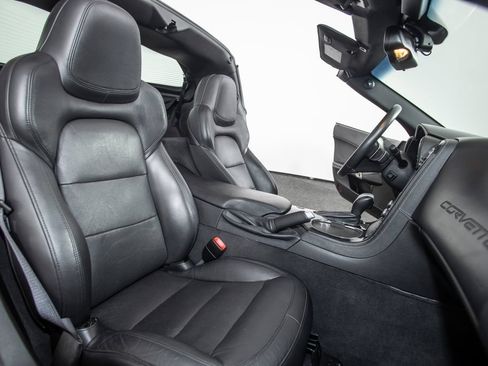 Used 2012 Chevrolet Corvette Grand Sport w/ 3LT Preferred Equipment Group RWD image 8